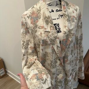 Alfred Dunner LIGHT WEIGHT  FLORAL BLAZER. SIZE 16